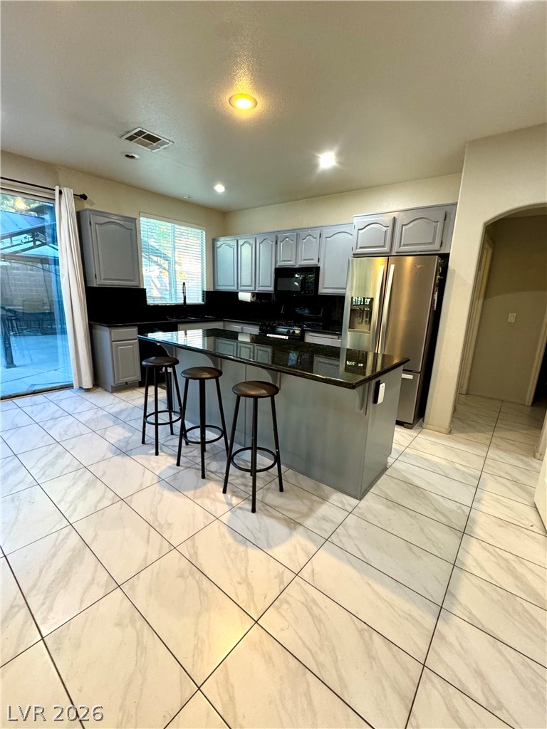 2539 Carmona Circle Property Photo 12