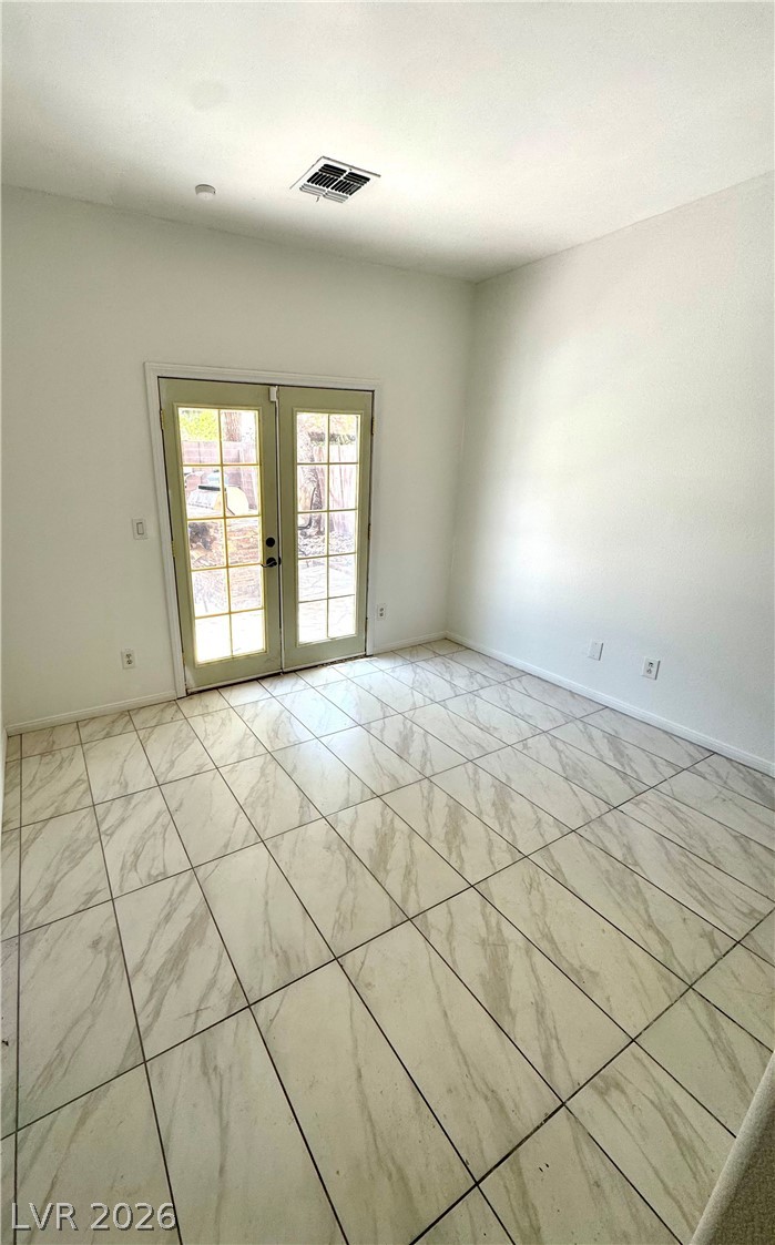 2539 Carmona Circle Property Photo 18