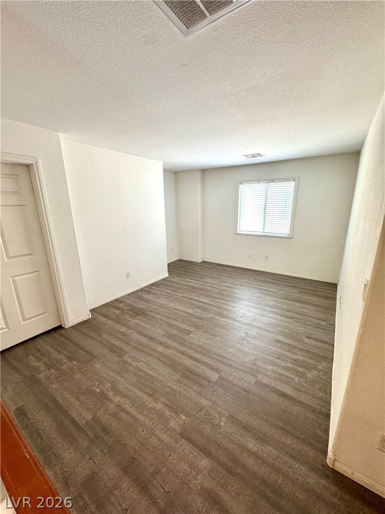 2539 Carmona Circle Property Photo 24