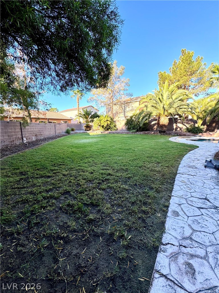 2539 Carmona Circle Property Photo 30