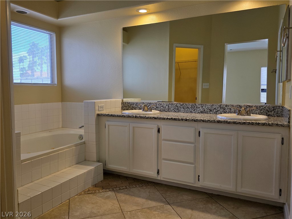 2540 Silver Shadow Drive Property Photo 19