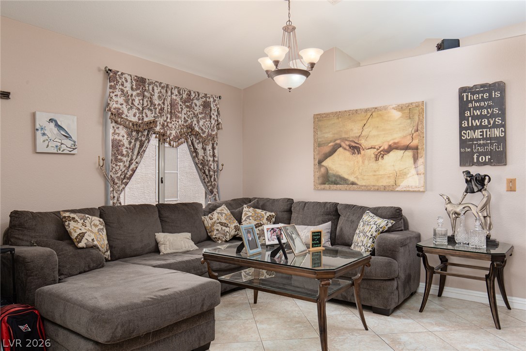 9074 Sandy Slate Way Property Photo 4