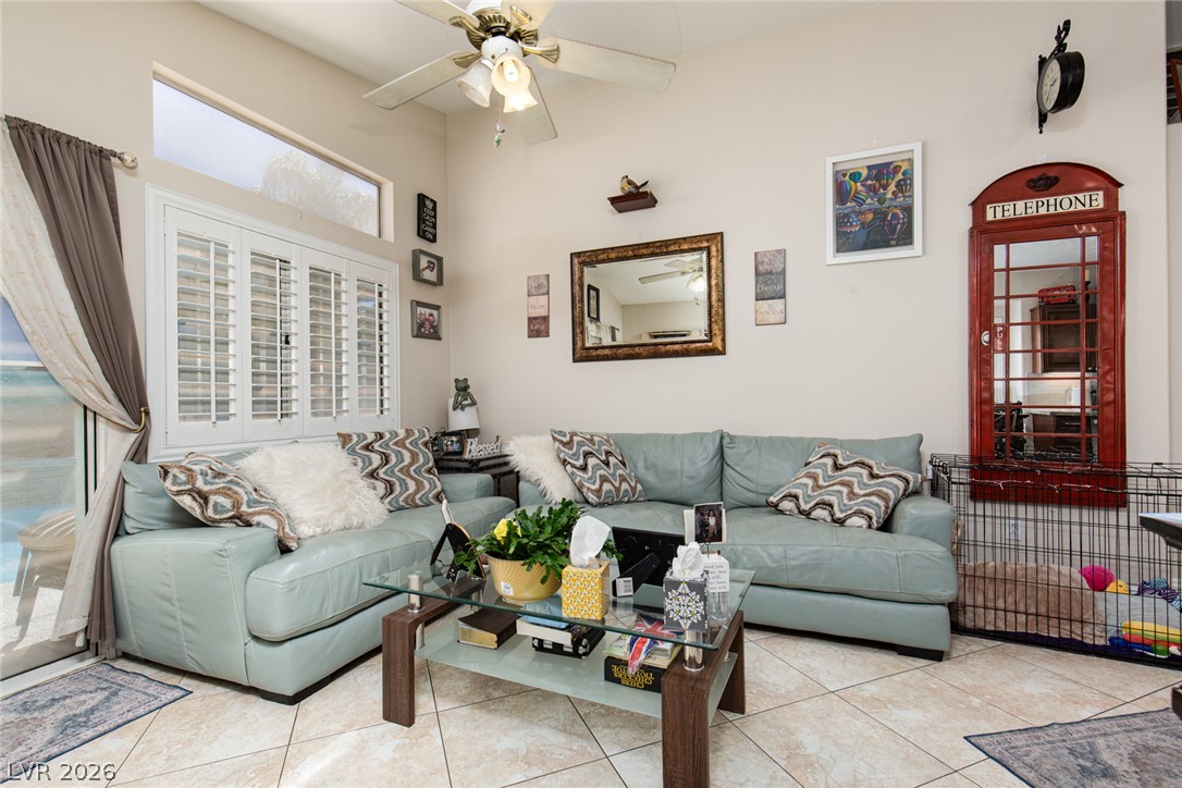 9074 Sandy Slate Way Property Photo 8