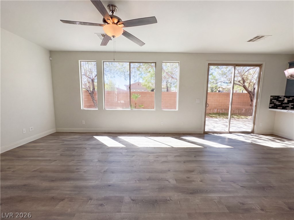 7319 Pepperbox Avenue Property Photo 8