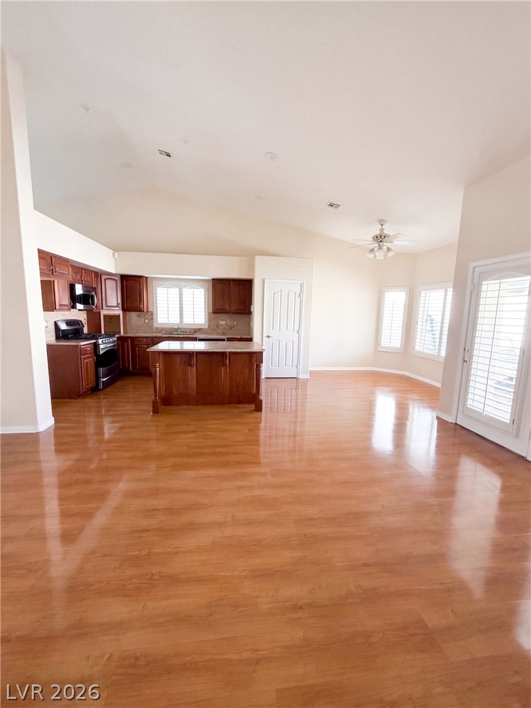 3662 Starbright Lane Property Photo 2
