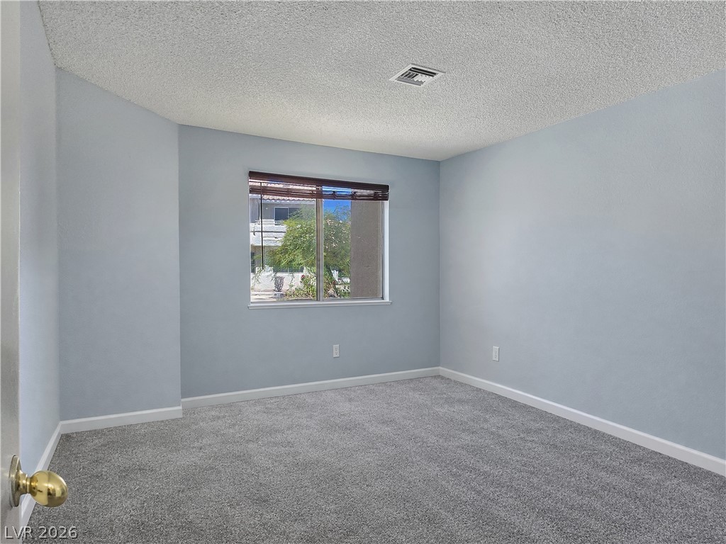 2240 Highpointe Drive 201 Property Photo 22