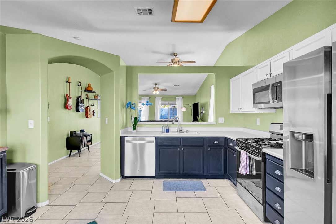 536 Sol De Sandia Street Property Photo 2