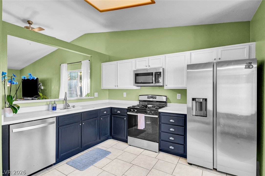 536 Sol De Sandia Street Property Photo 14