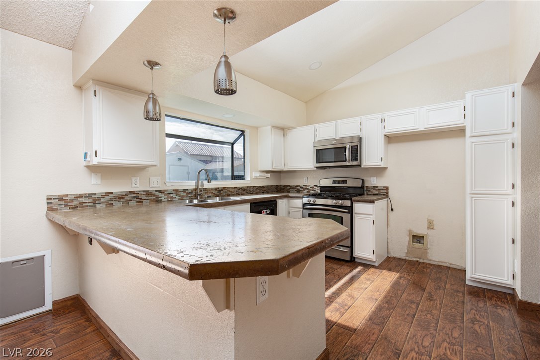 5008 Deep Forest Drive Property Photo 13