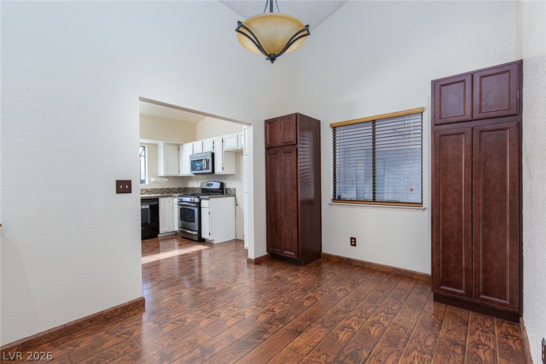 5008 Deep Forest Drive Property Photo 16