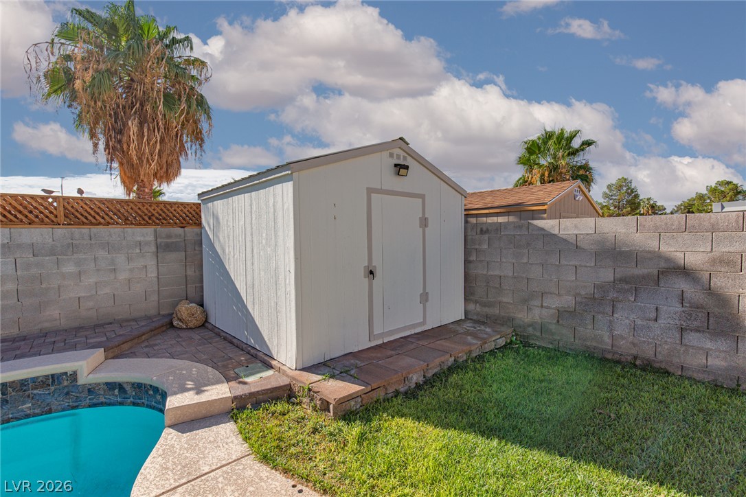 5008 Deep Forest Drive Property Photo 34