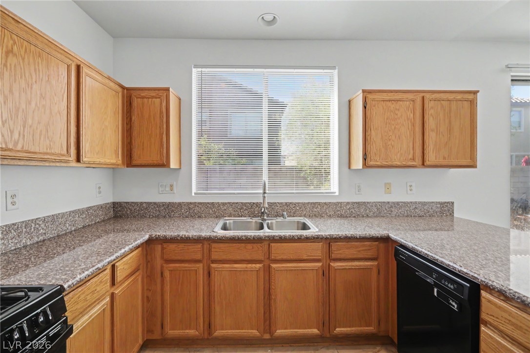 1919 Silver Crest Court Property Photo 21