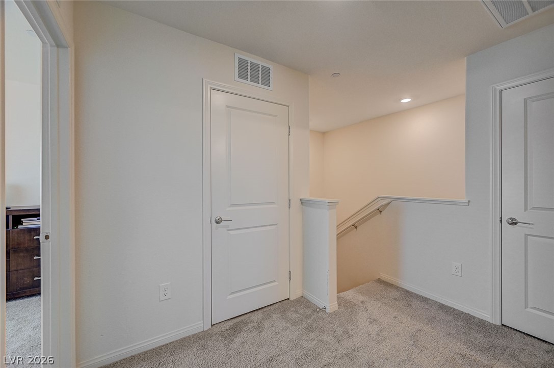 2774 Champagne Gold Avenue Property Photo 15