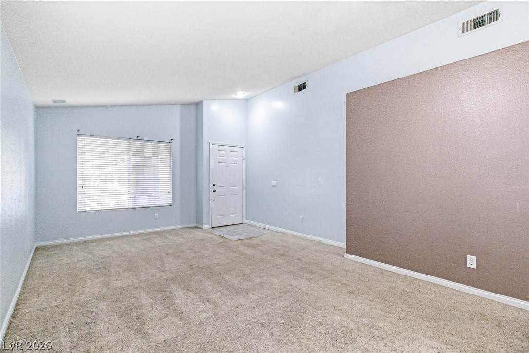 2407 Worchester Road Property Photo 6