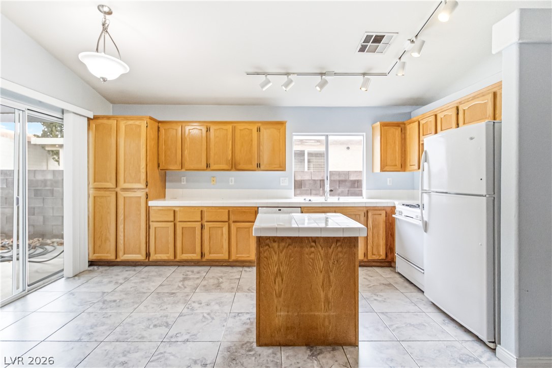 2407 Worchester Road Property Photo 8