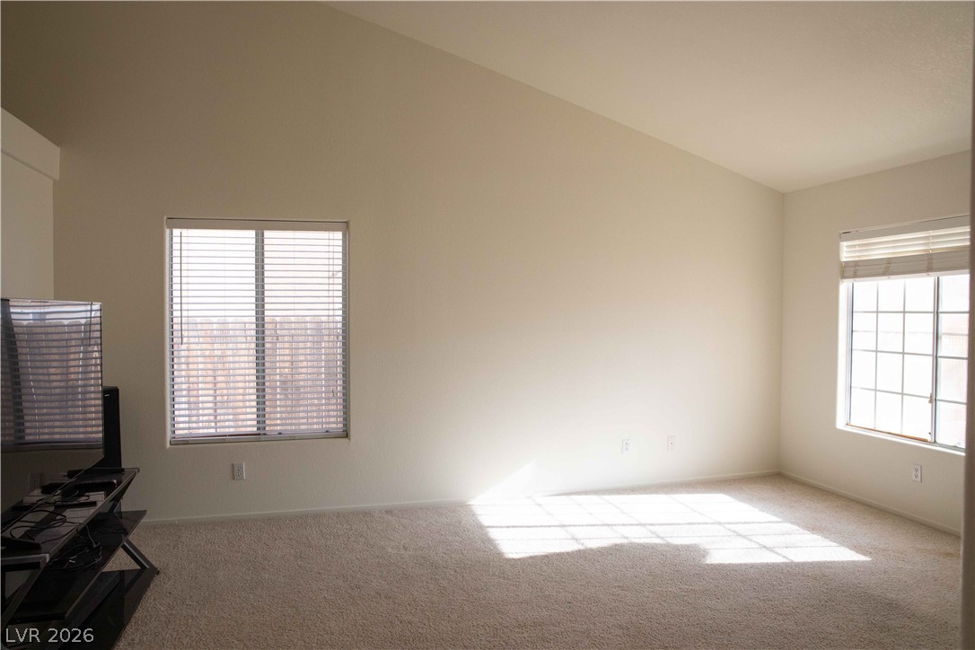 401 Honeysuckle Lane Property Photo 8