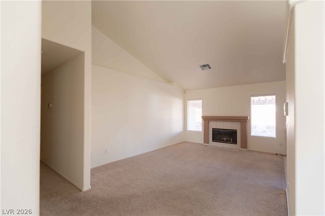 401 Honeysuckle Lane Property Photo 10