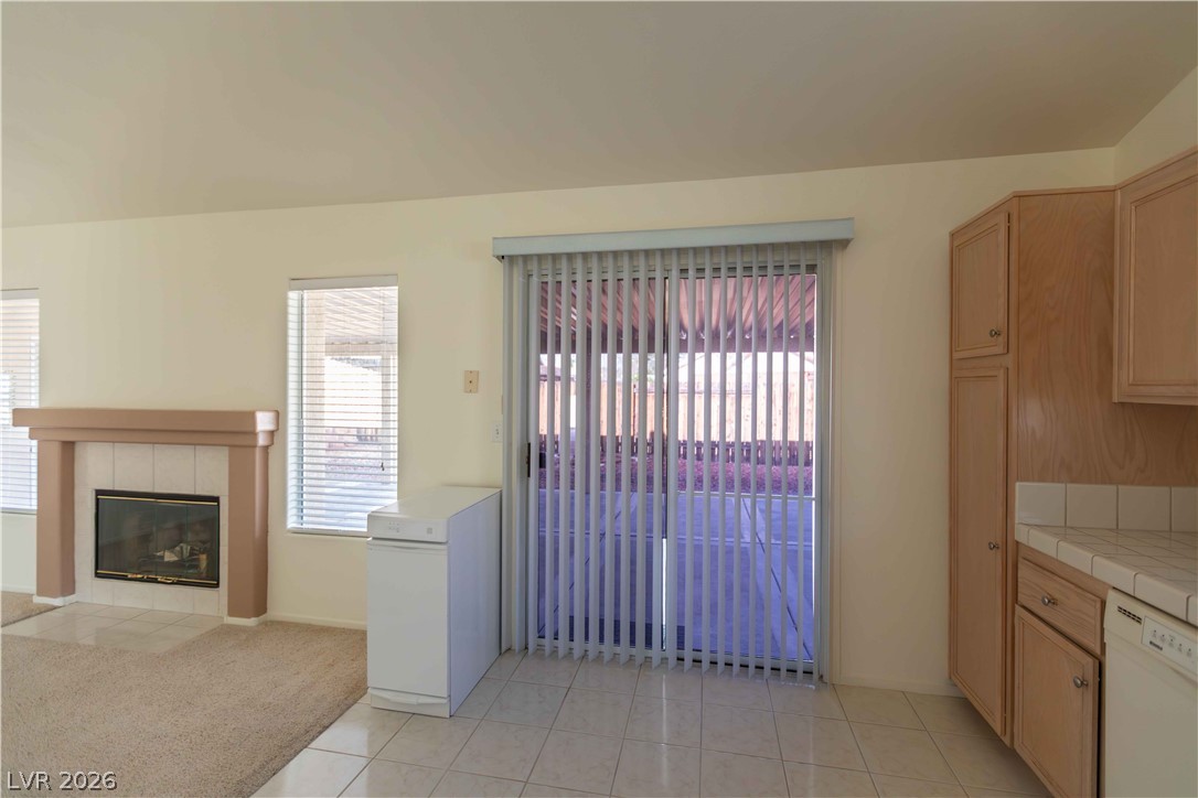 401 Honeysuckle Lane Property Photo 14