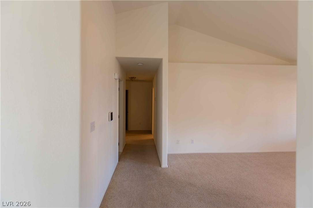 401 Honeysuckle Lane Property Photo 18