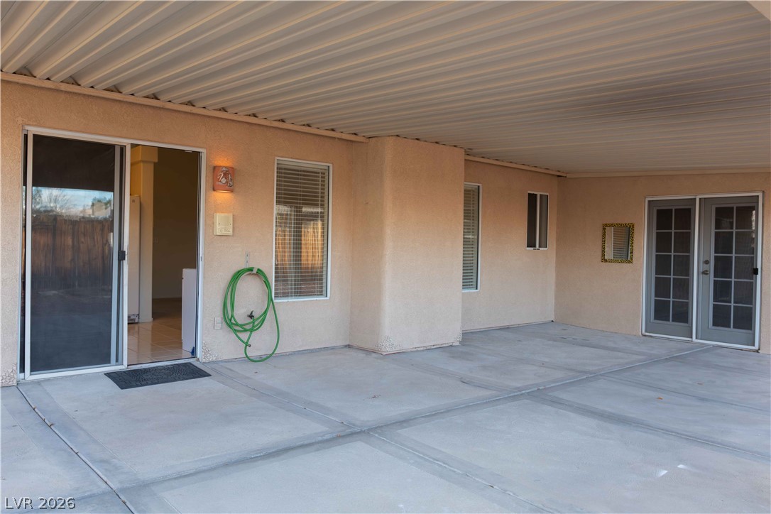 401 Honeysuckle Lane Property Photo 54