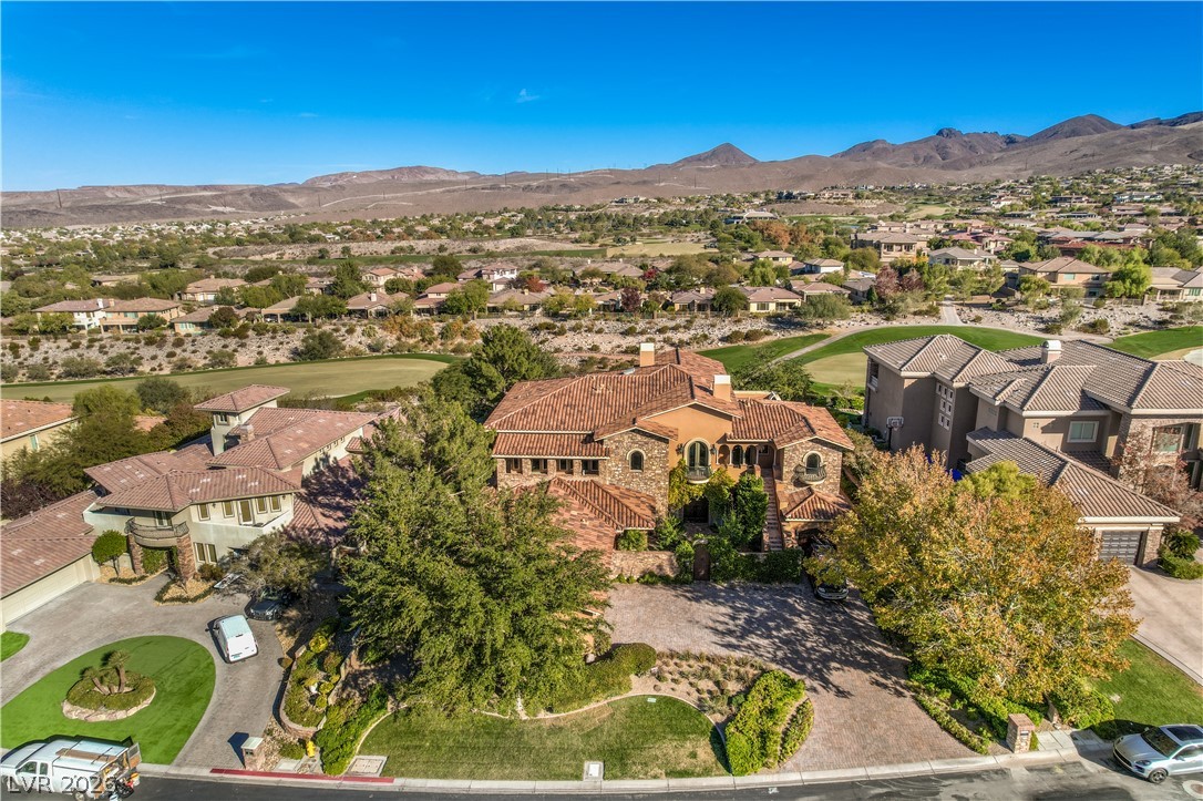 16 Anthem Pointe Court