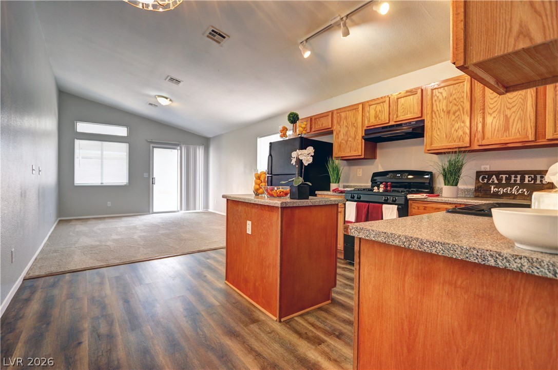 3829 White Quail Court Property Photo 9