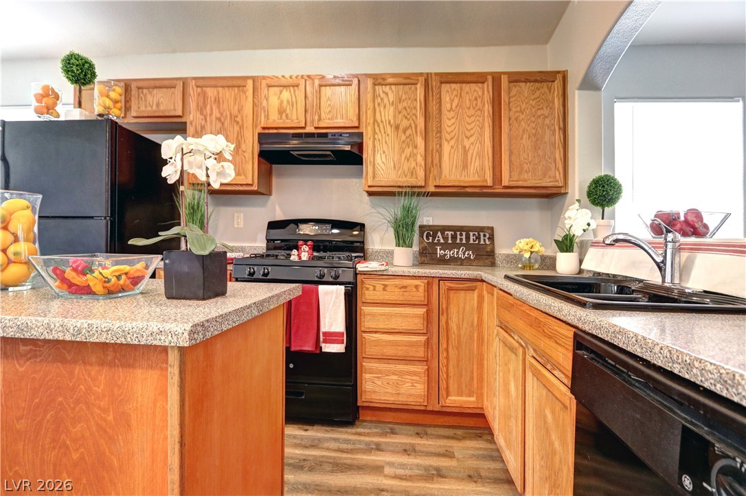 3829 White Quail Court Property Photo 10