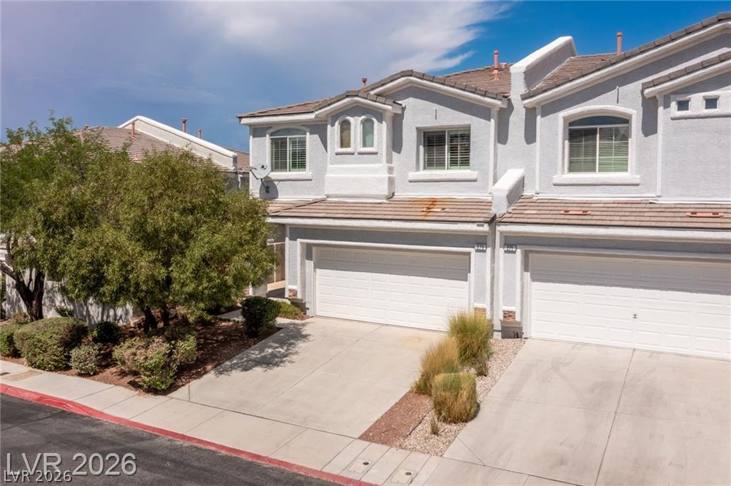 275 Spectacular Street Property Photo 34