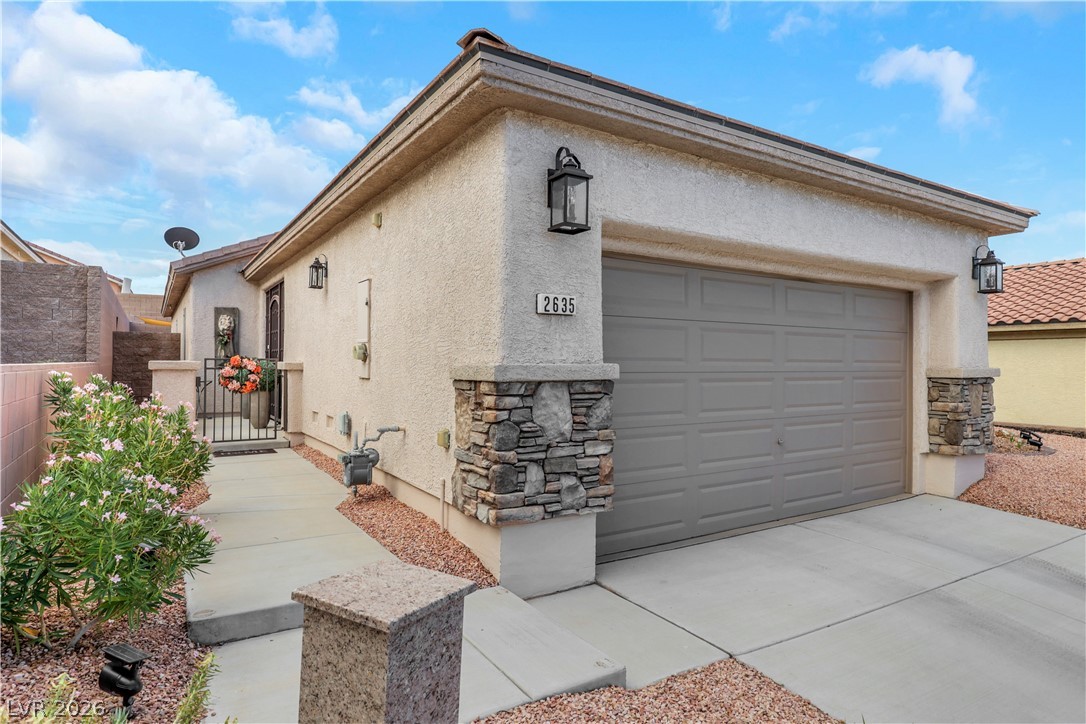 2635 Dirleton Place Property Photo 4