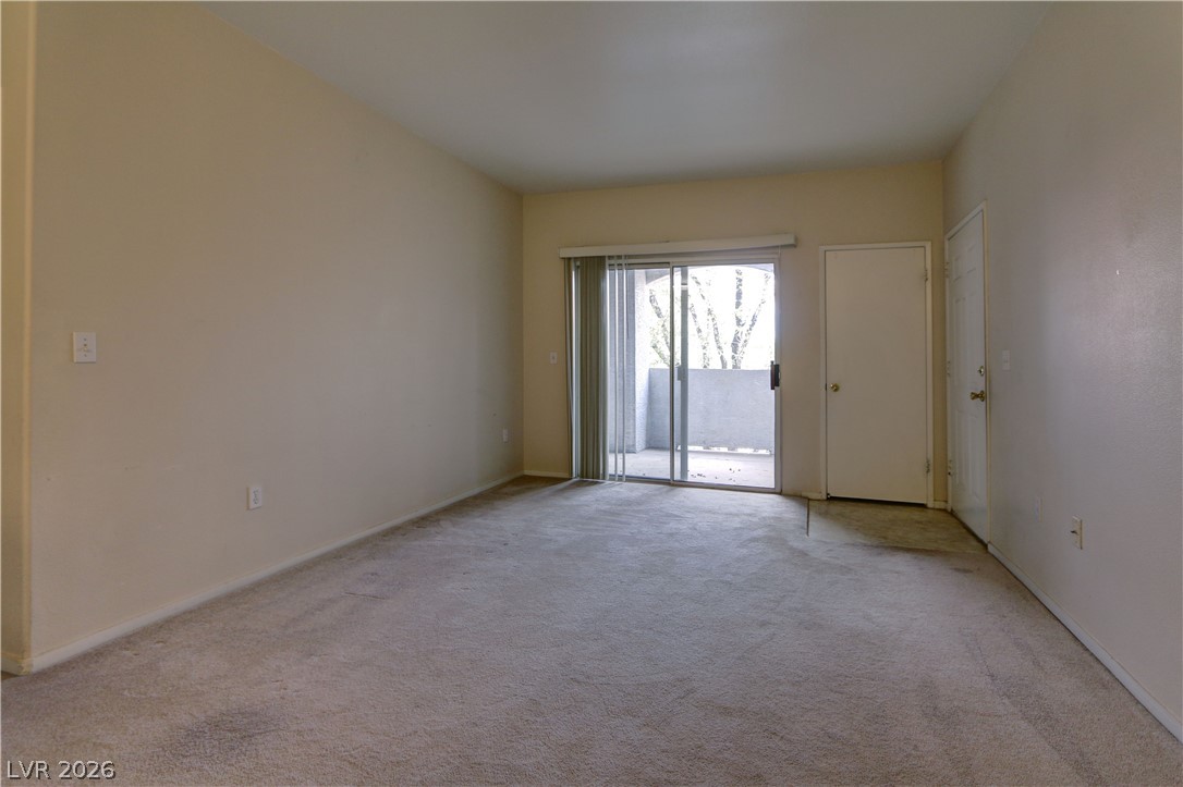 2615 West Gary Avenue 2047 Property Photo 3