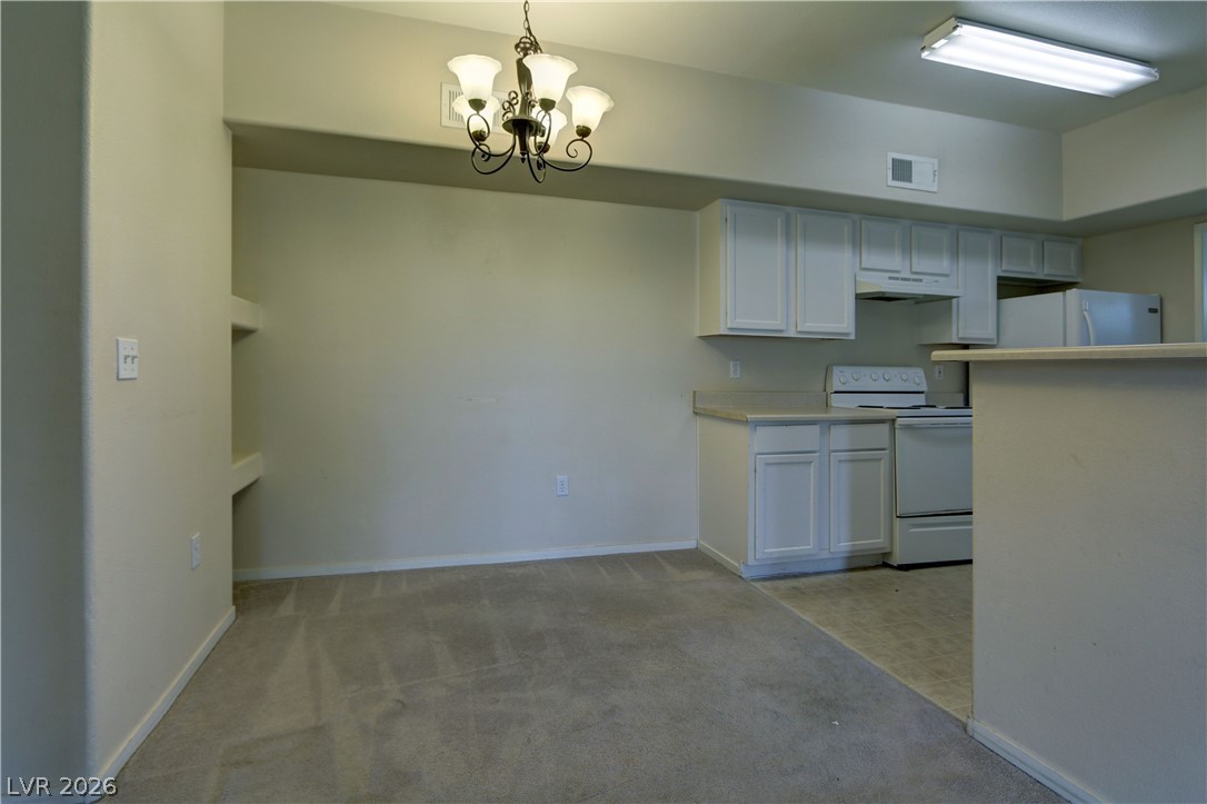2615 West Gary Avenue 2047 Property Photo 5