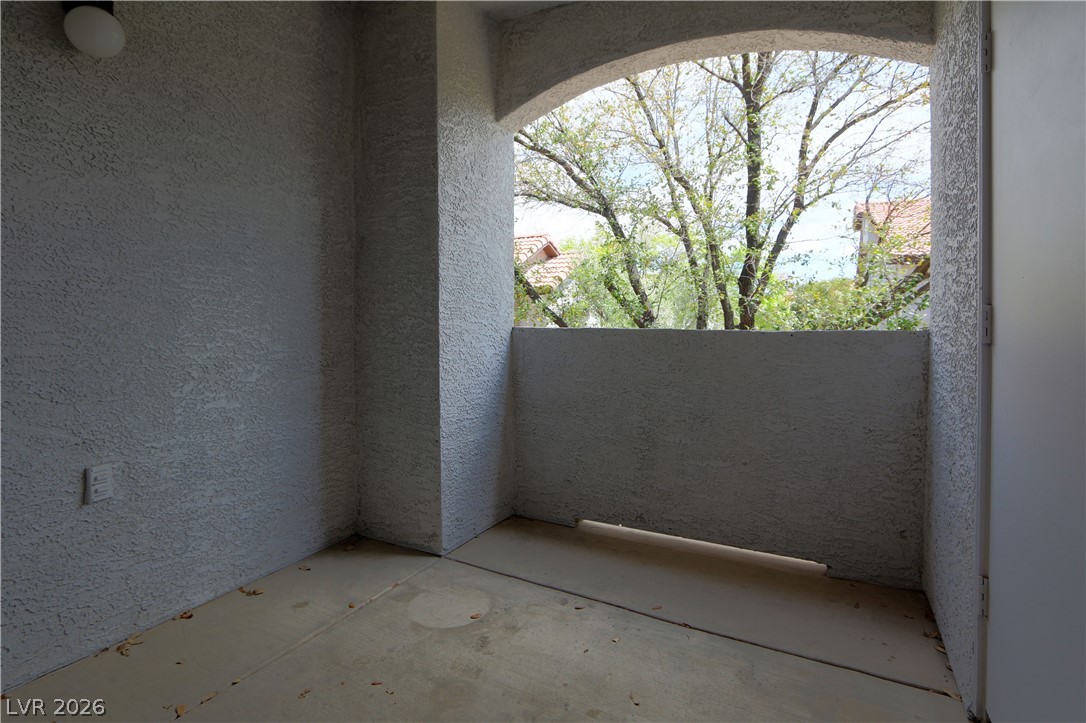 2615 West Gary Avenue 2047 Property Photo 14