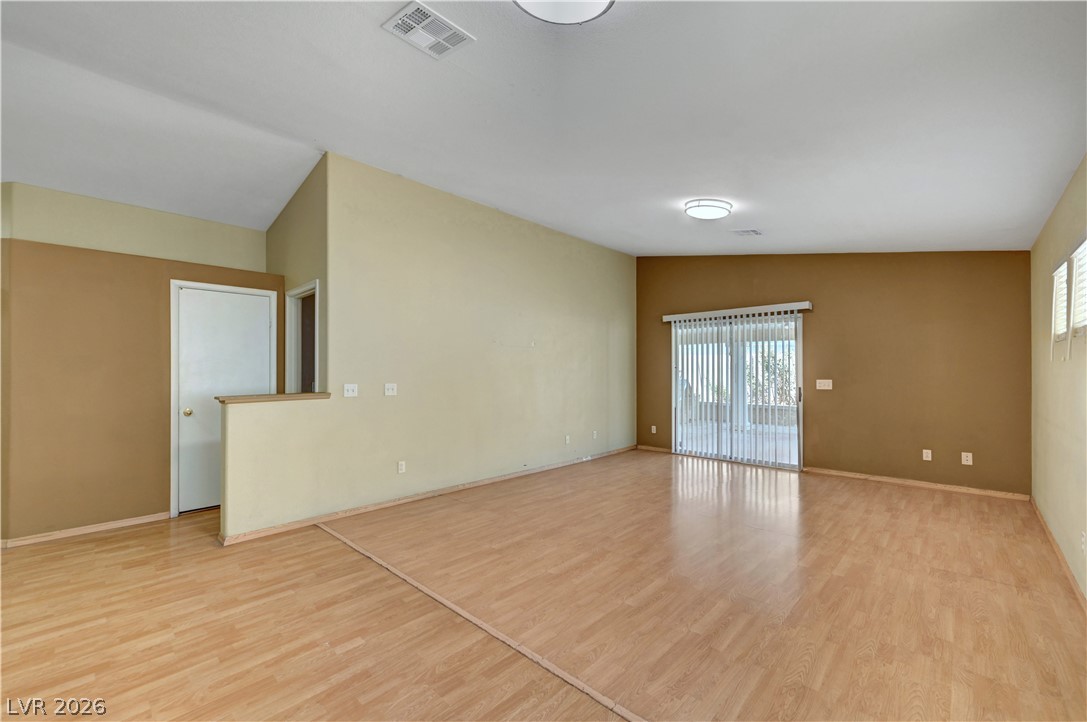 1207 Jarbridge Road Property Photo 6