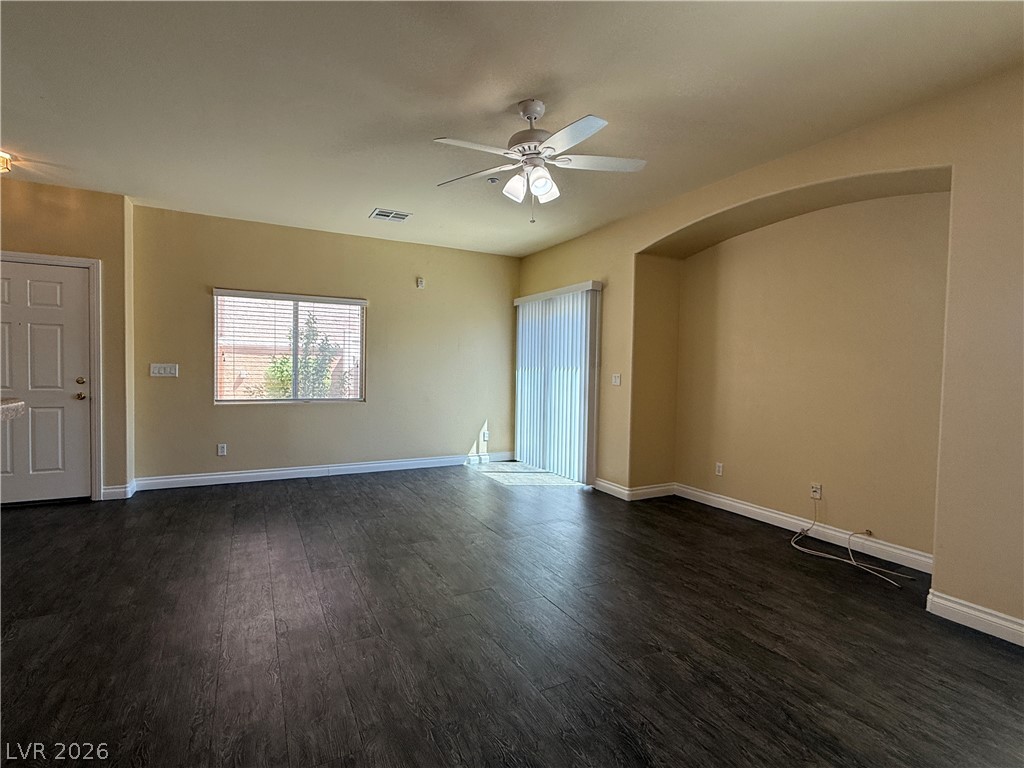 6359 Elwood Mead Avenue 103 Property Photo 6