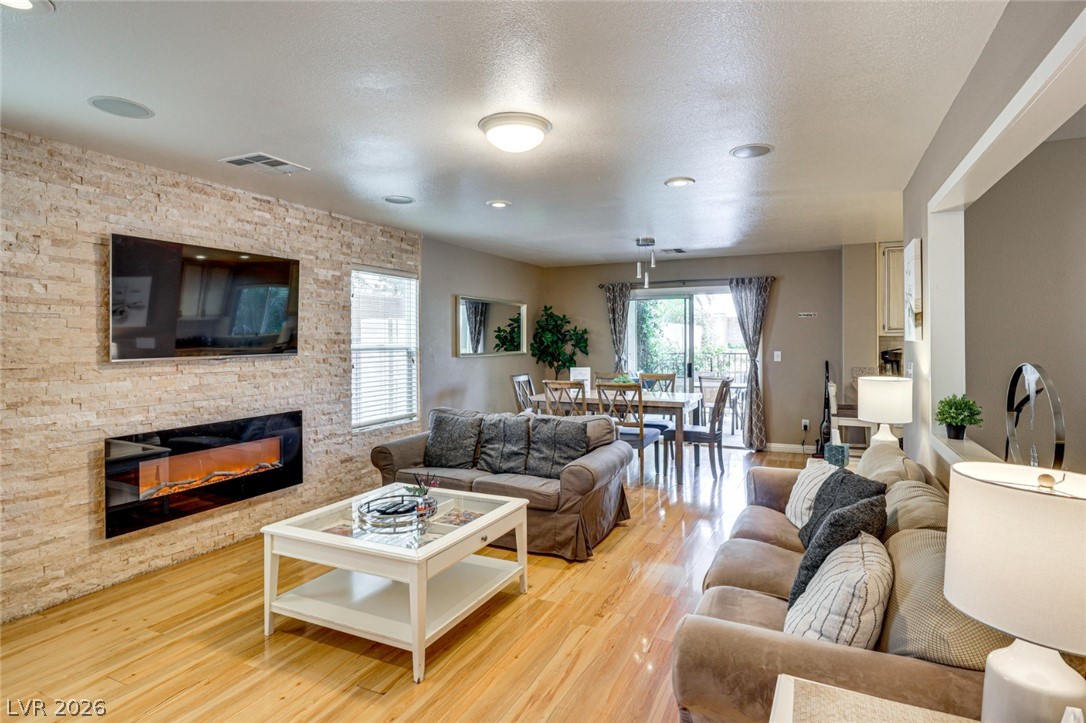 7443 Easingwold Drive Property Photo 10