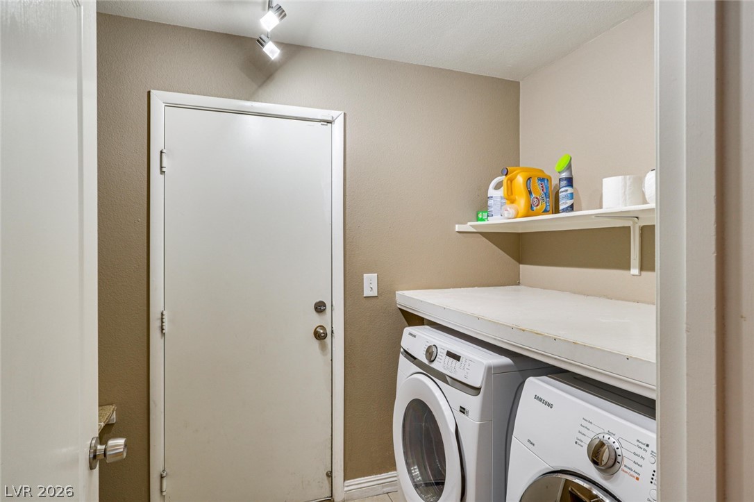 7443 Easingwold Drive Property Photo 23