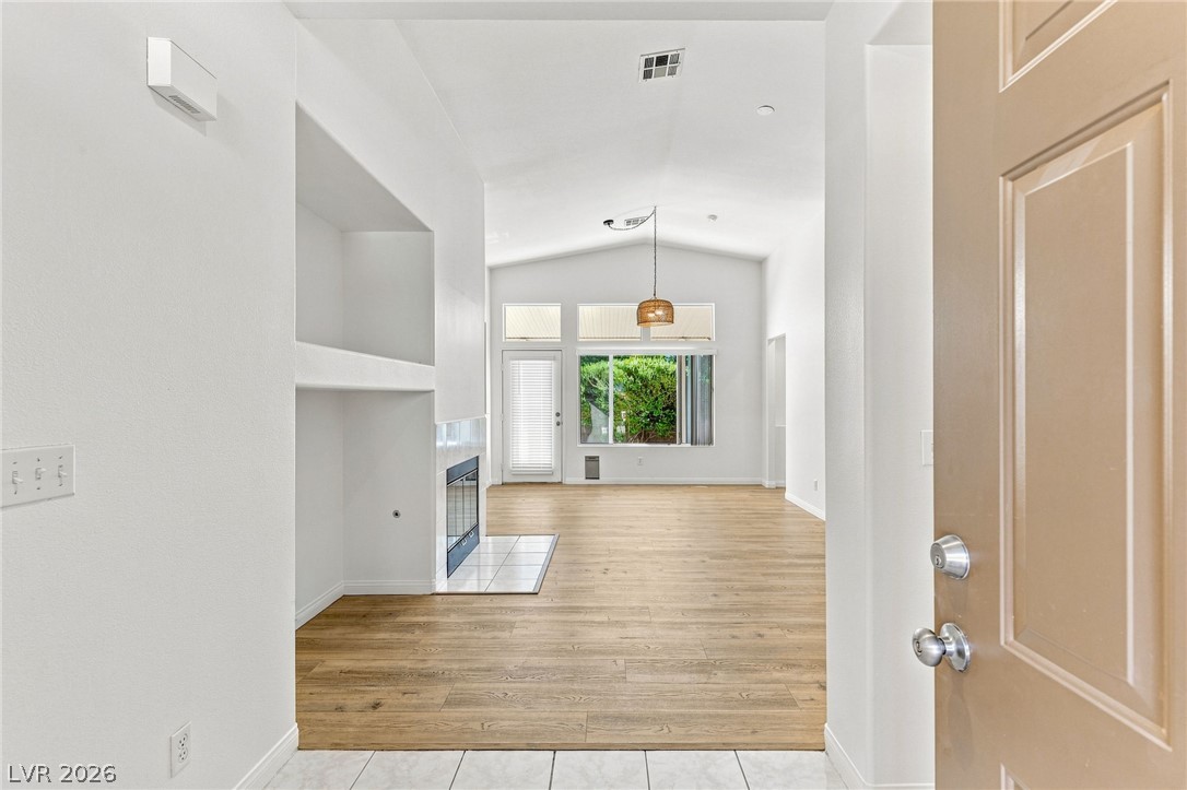 10521 Angel Dreams Avenue Property Photo 2