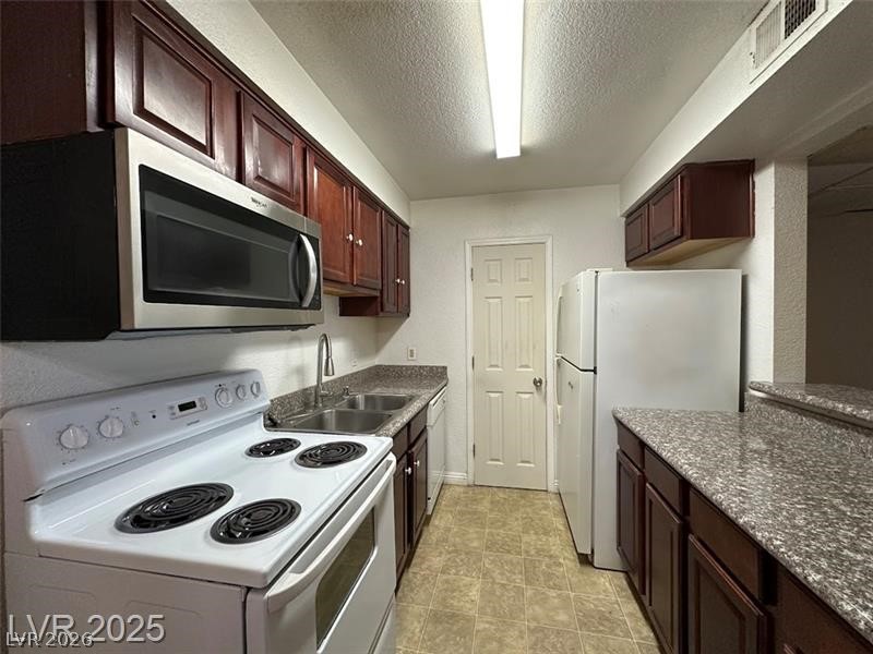 2606 South Durango Drive 172 Property Photo 5