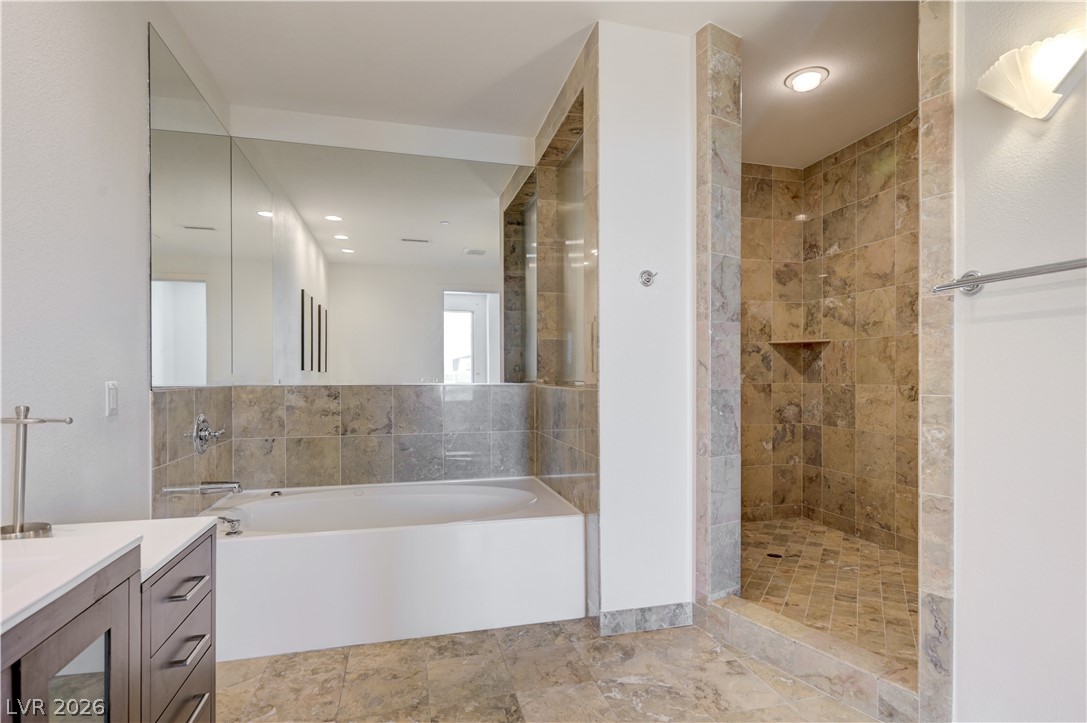 360 East Desert Inn Road 402 Property Photo 20