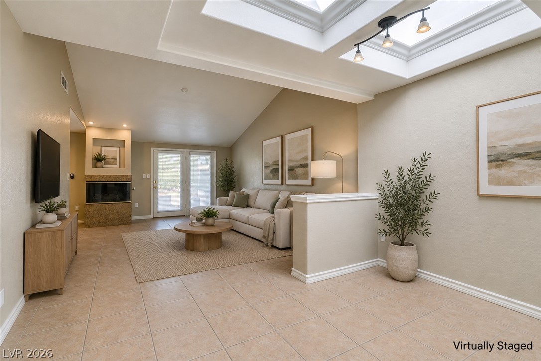 3043 Bel Air Drive Property Photo 4