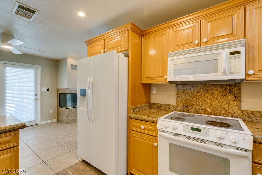 3043 Bel Air Drive Property Photo 14
