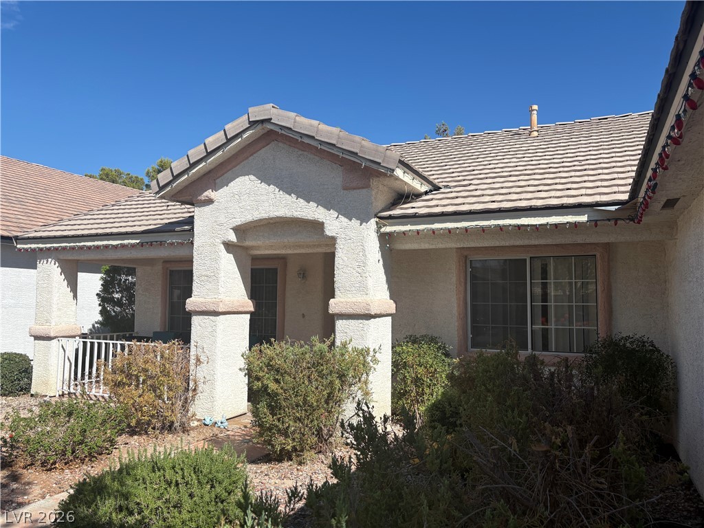 5104 Rancher Avenue Property Photo 2