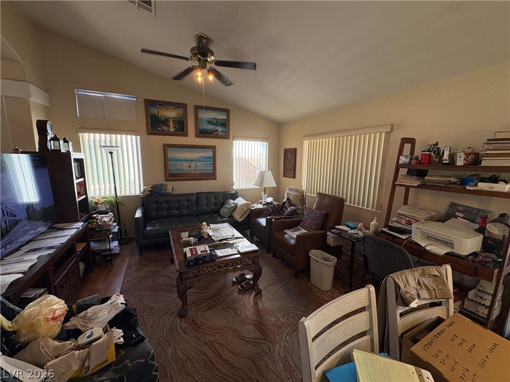 5104 Rancher Avenue Property Photo 7