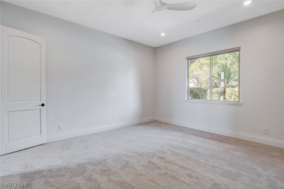 84 Kittansett Loop Property Photo 12