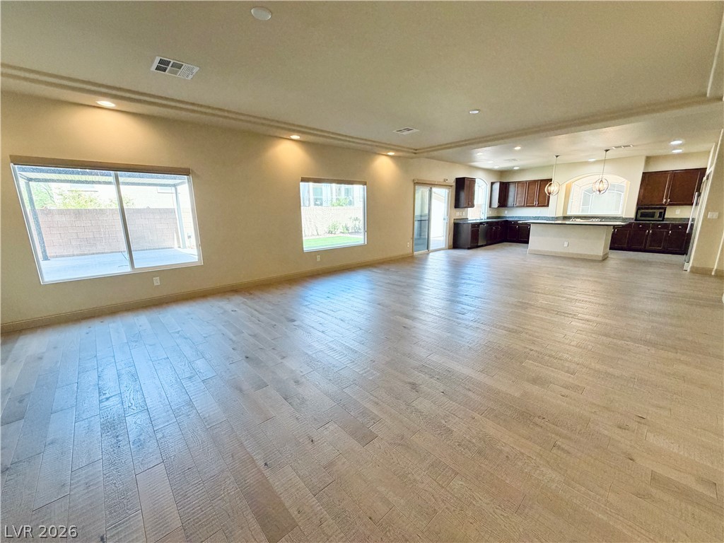 9842 Russian Hill Street Property Photo 12