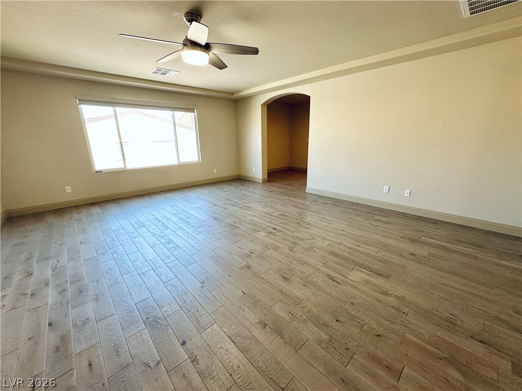 9842 Russian Hill Street Property Photo 35