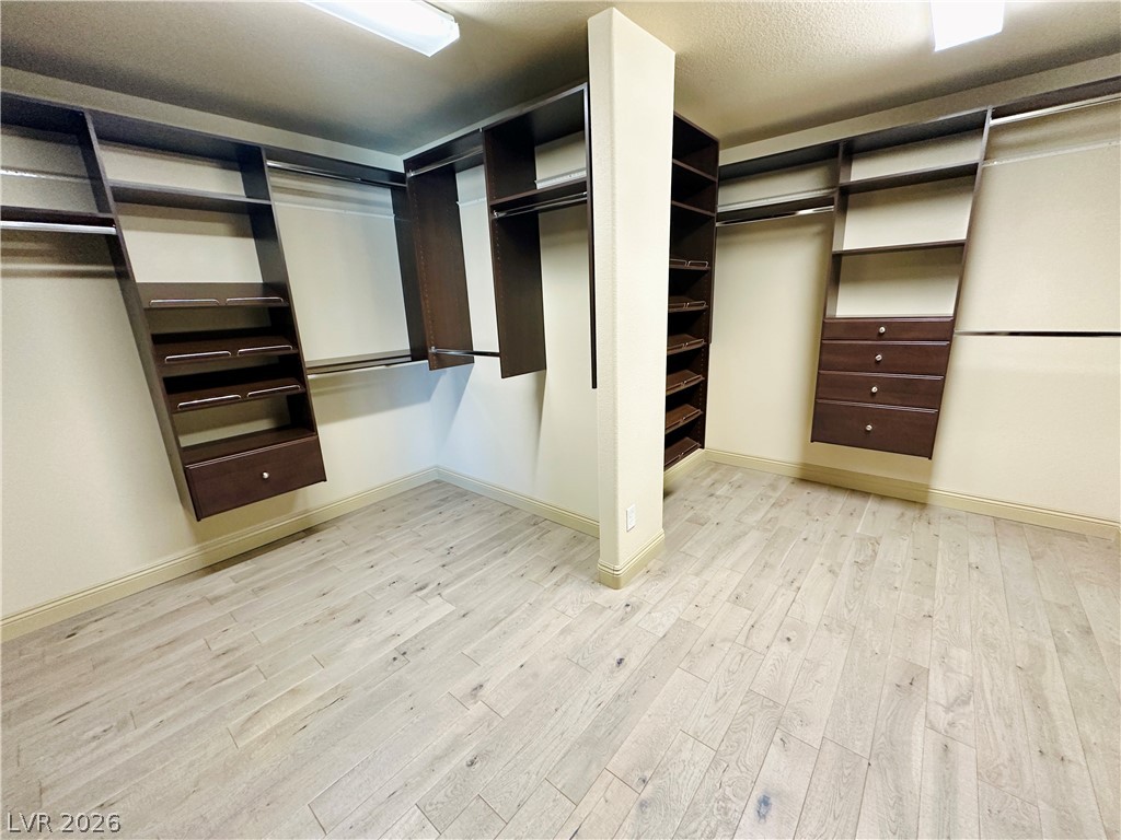 9842 Russian Hill Street Property Photo 38