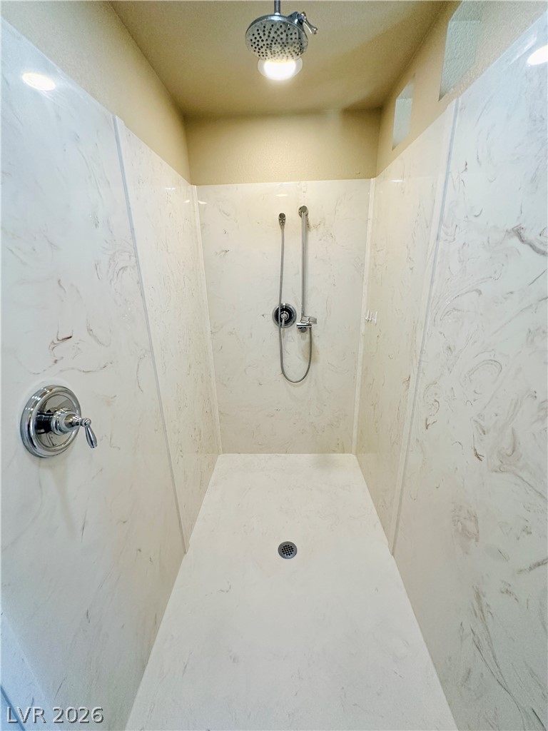 9842 Russian Hill Street Property Photo 45