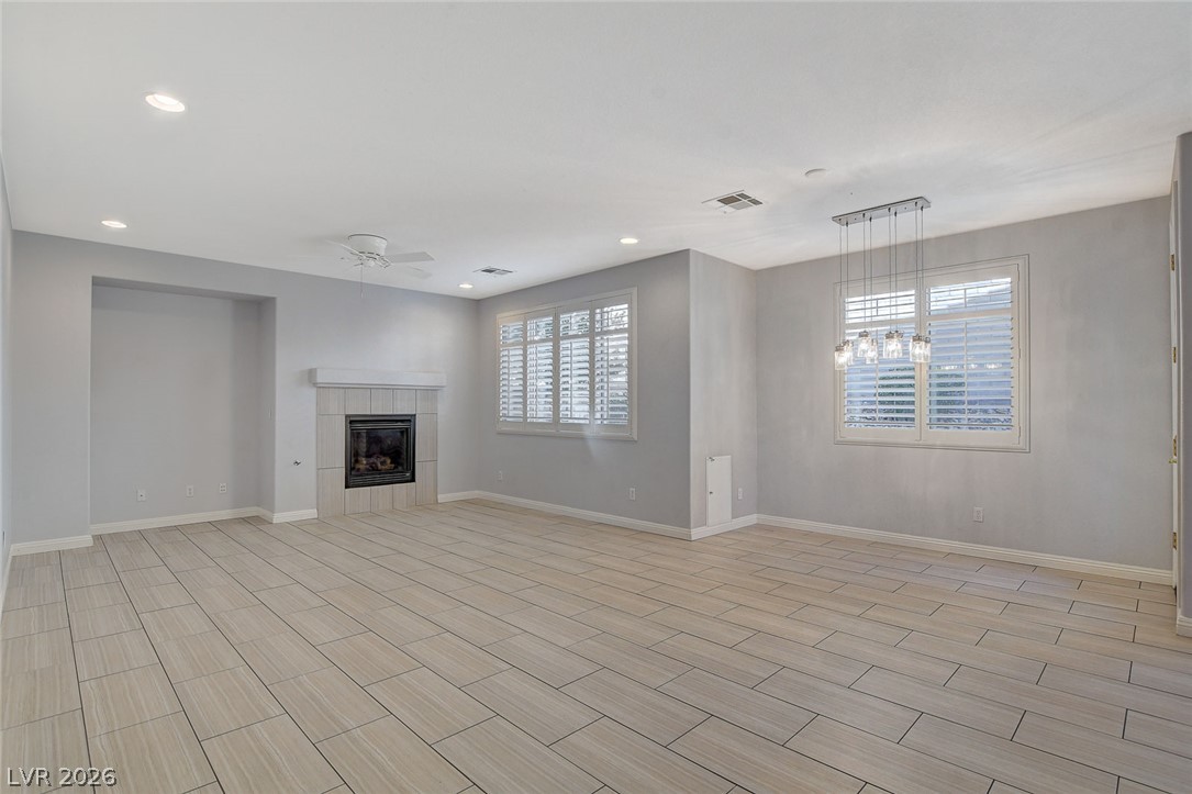 11832 Barcinas Lane Property Photo 8