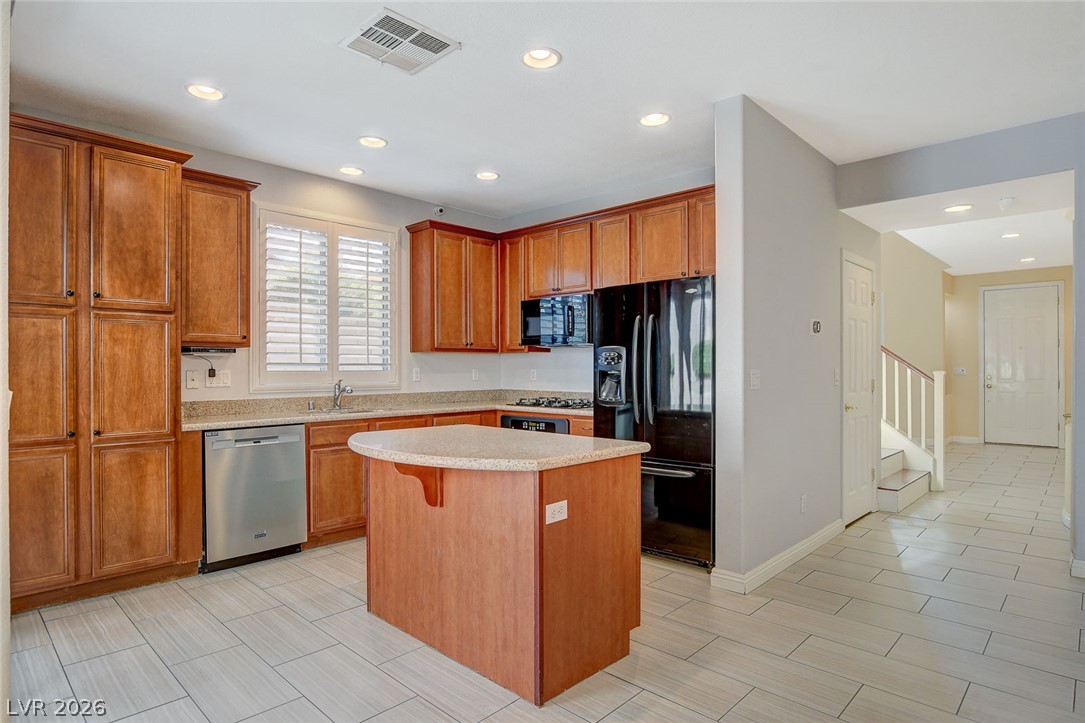 11832 Barcinas Lane Property Photo 14